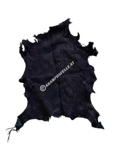Lade das Bild in den Galerie-Viewer, Ziegenfell schwarz gefärbt, Kurzhaar