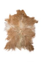 Lade das Bild in den Galerie-Viewer, Ziegenfell, Haarlänge 10 cm