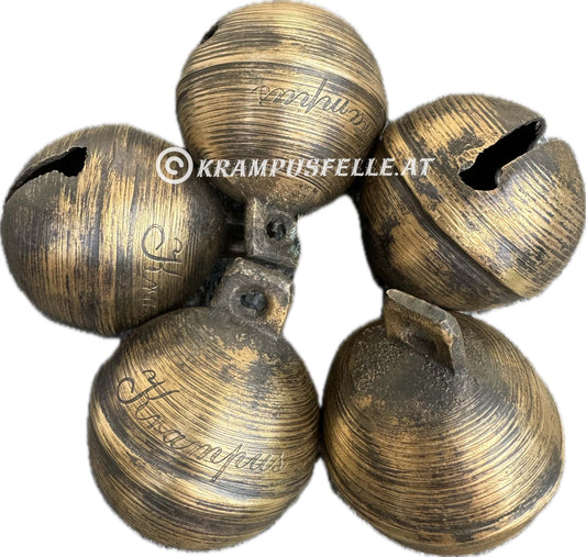 Messing Schelle 6 cm mit Krampus Gravur
